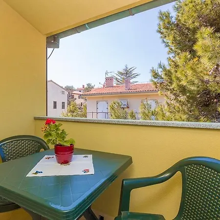 Apartments Verde Premantura Exterior photo